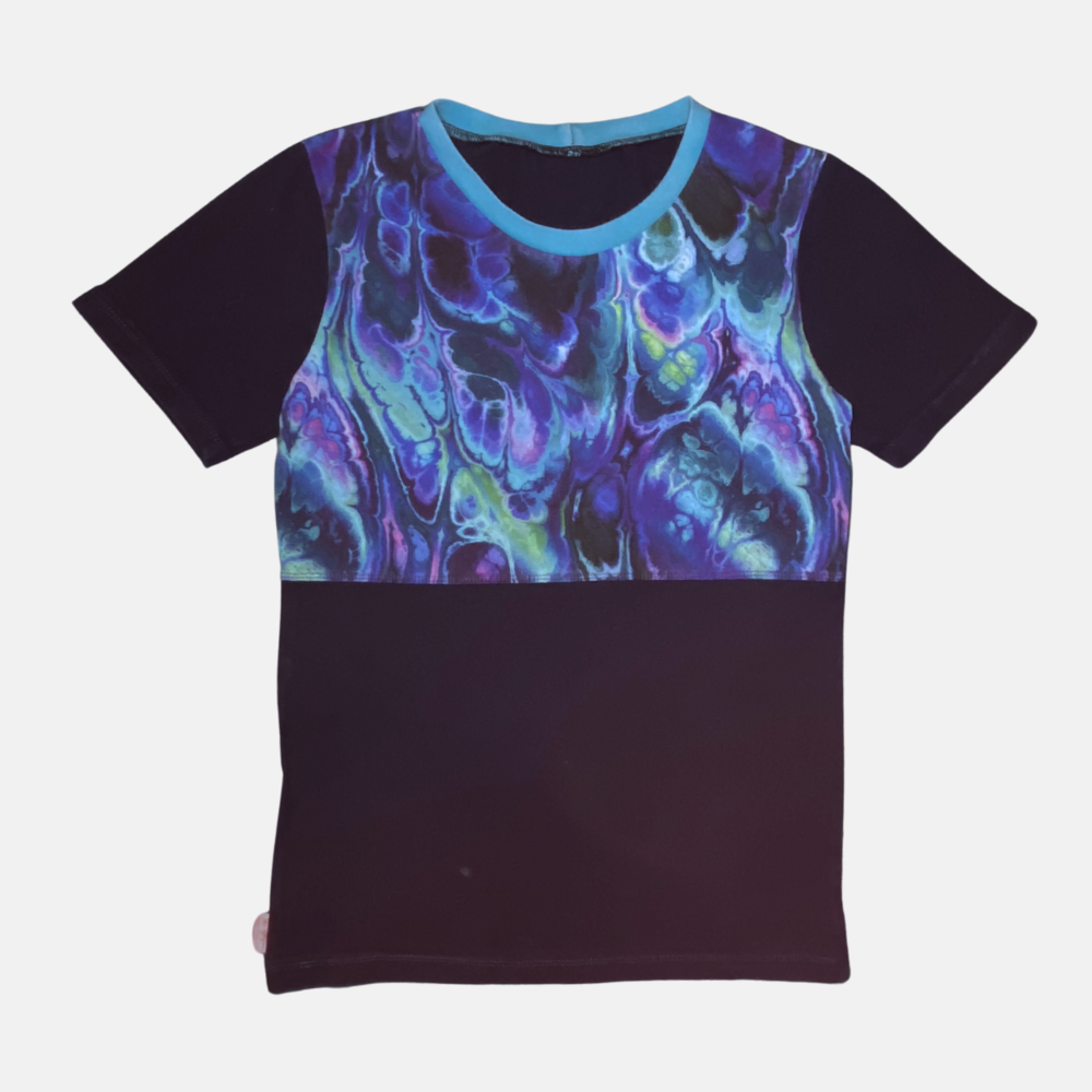 T-shirt usagé Tie-dye- 7 ans