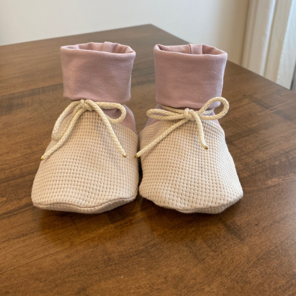 Baby booties - Astral rose