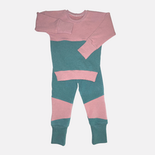 Charger l&#39;image dans la galerie, Pantalon de style &quot;jogger&quot; - Vert hiver et vieux rose
